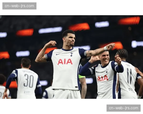 曼联与纽卡斯尔强强对话，双方欧战资格争夺白热化